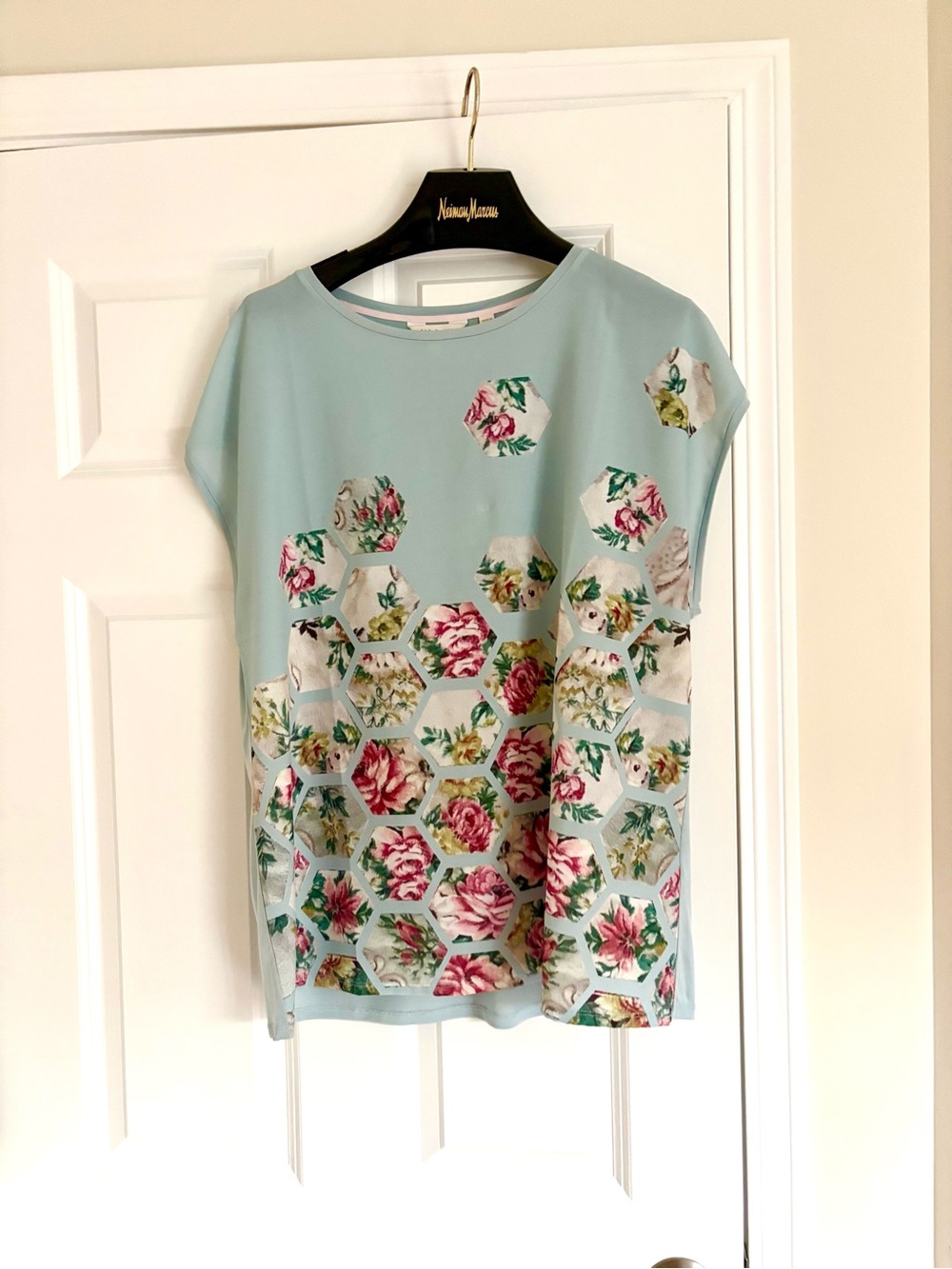 Ted Baker Light Blue Floral Honeycomb Print Top. Great conditions